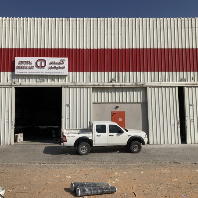 Crystal decor workplace - UAE warehouse